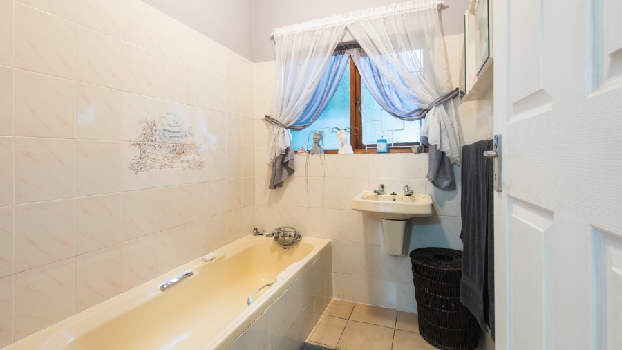 5 Bedroom Property for Sale in Somerset East Eastern Cape